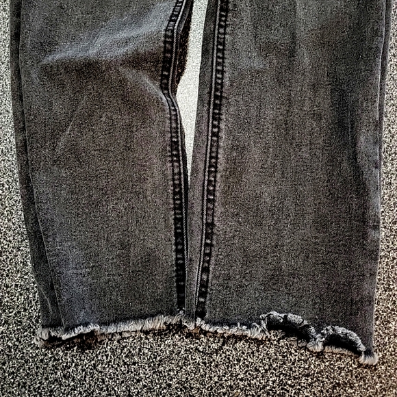 Cleo Women's Jeans Size 8 Pull-On Dark Wash Rough Cut Cuffs Ankle Glazers - Picture 10 of 13